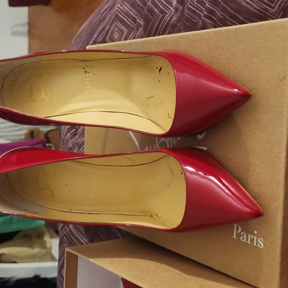 Christian Louboutin red heela